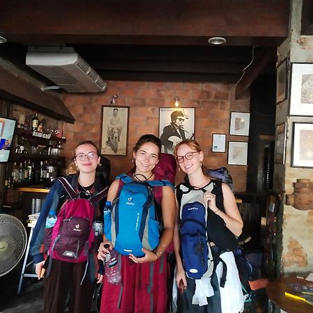 Brickhouse Ayutthaya Guesthouse Est 1986 المظهر الخارجي الصورة