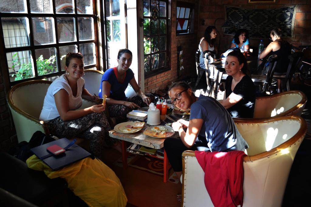 Brickhouse Ayutthaya Guesthouse Est 1986 المظهر الخارجي الصورة