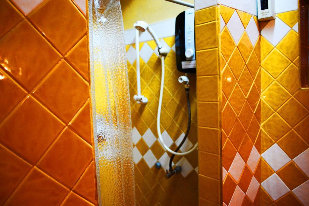 Brickhouse Ayutthaya Guesthouse Est 1986 المظهر الخارجي الصورة