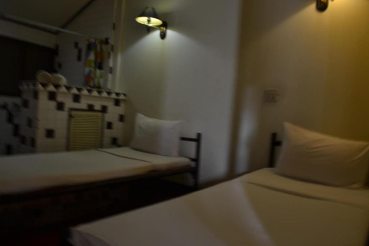 Brickhouse Ayutthaya Guesthouse Est 1986 المظهر الخارجي الصورة