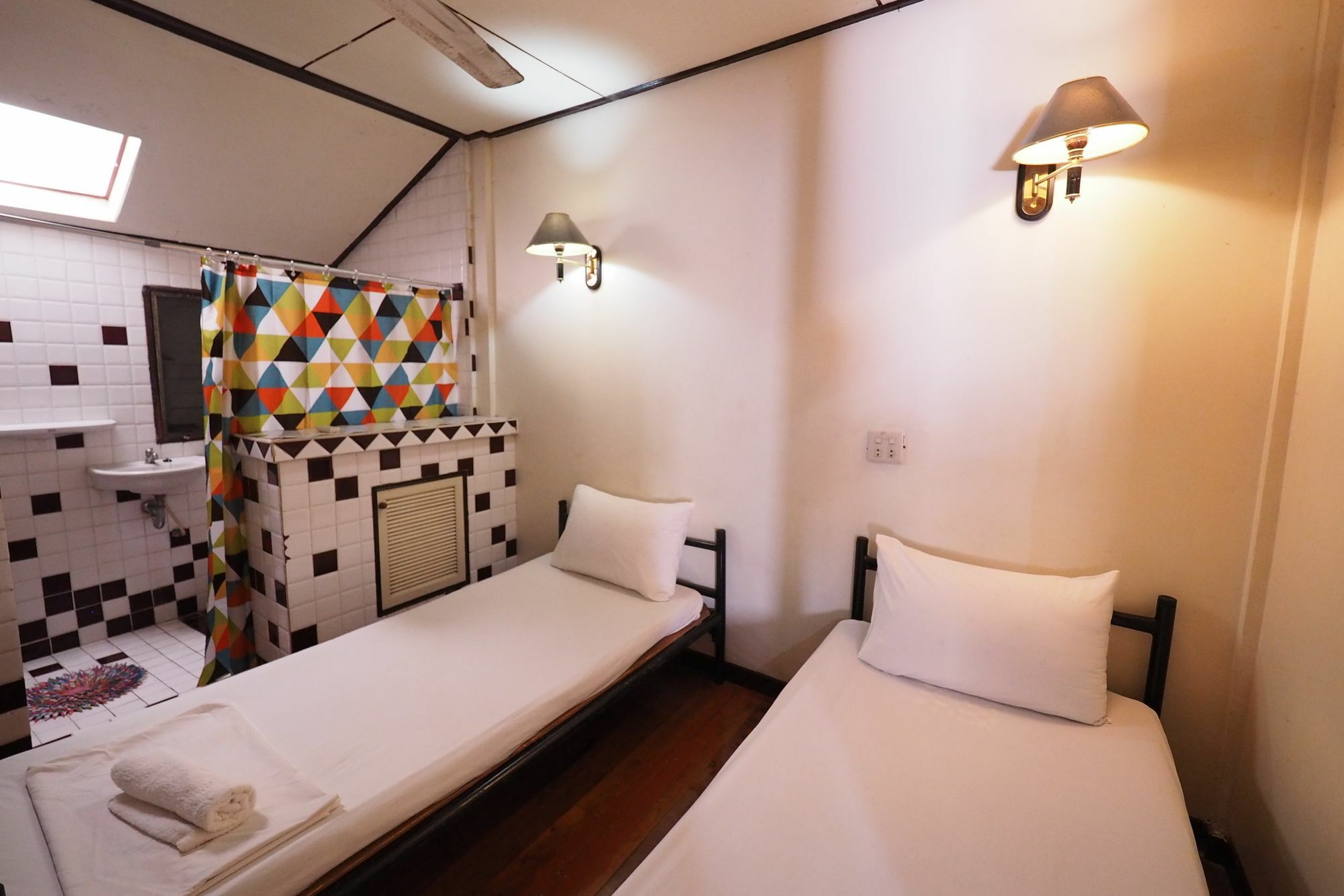 Brickhouse Ayutthaya Guesthouse Est 1986 المظهر الخارجي الصورة
